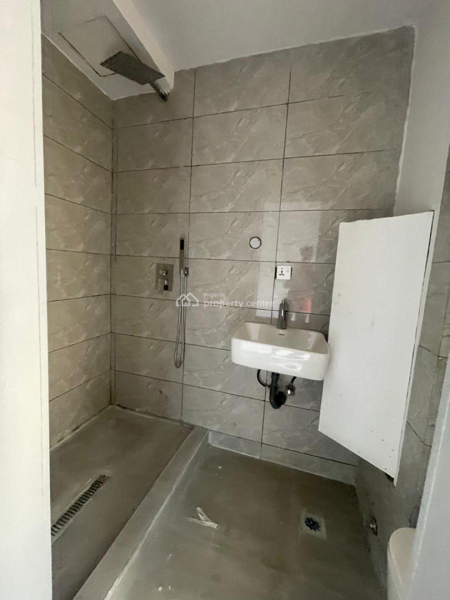 2 Bedroom Maisonnette   15m Service Charge 2.5m Agency Legal Cauti, Lekki Phase 1, Lekki, Lagos, Terraced Duplex for Rent