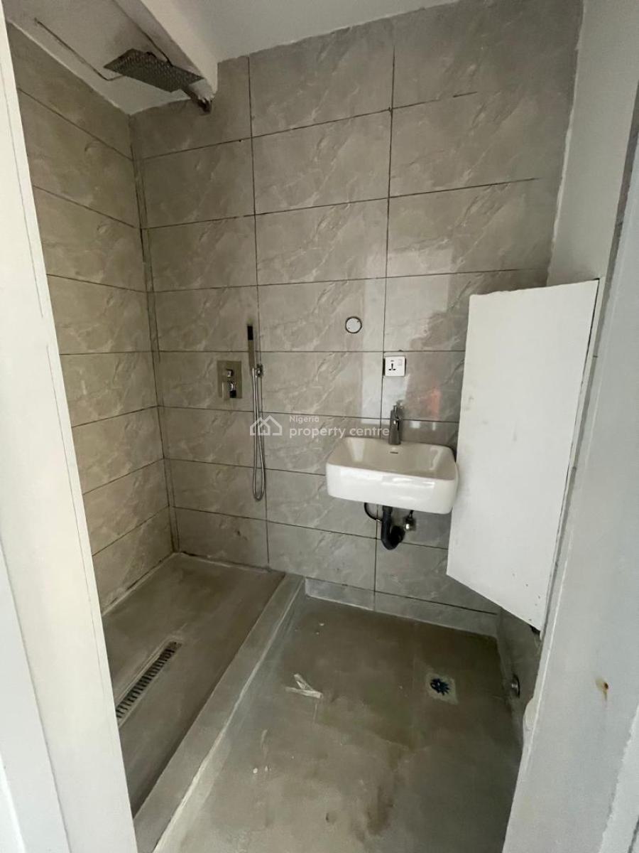 2 Bedroom Maisonnette   15m Service Charge 2.5m Agency Legal Cauti, Lekki Phase 1, Lekki, Lagos, Terraced Duplex for Rent
