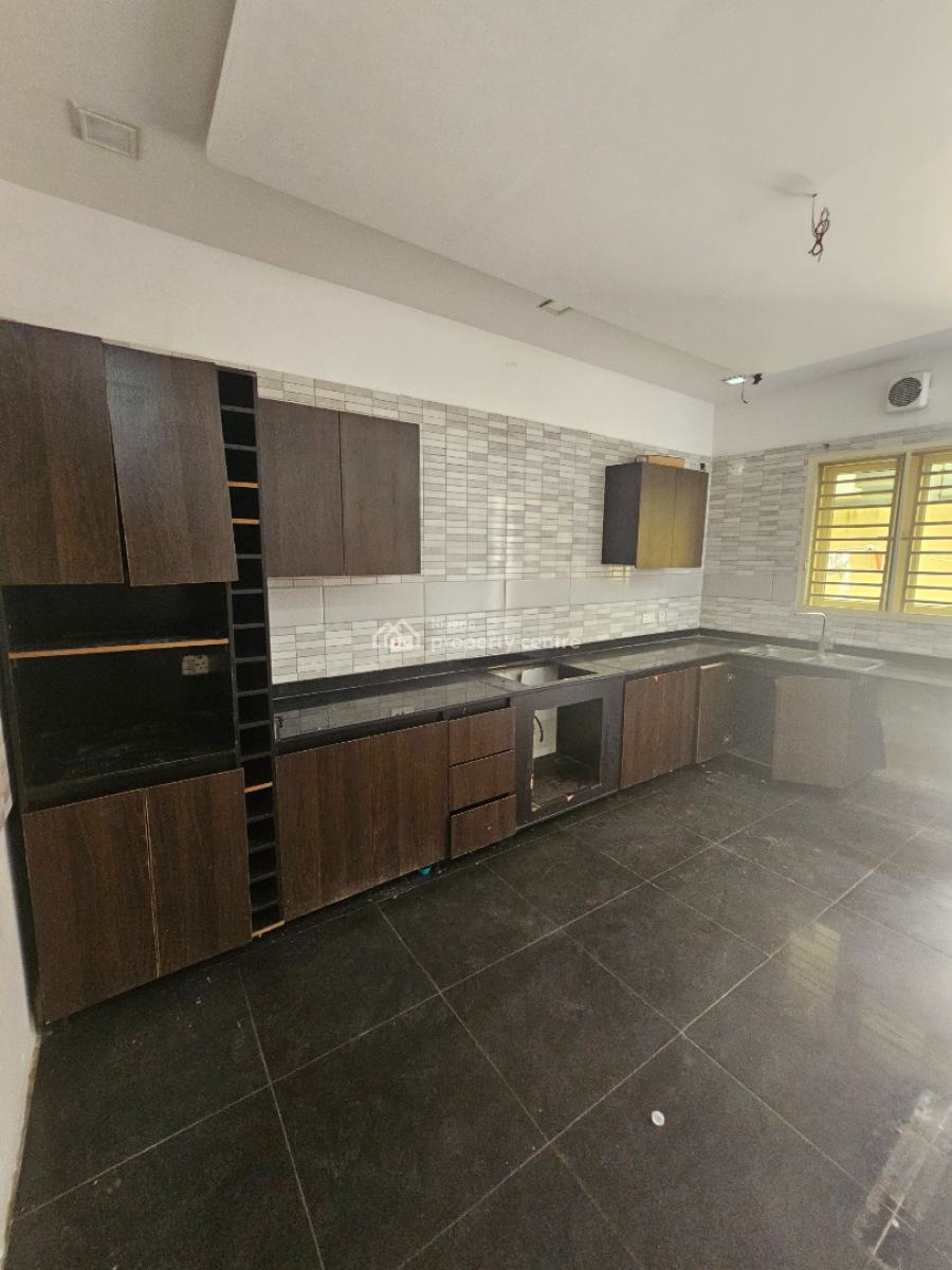 4-bedroom Terrace Duplex with Bq, Off Admiralty Road, Lekki Phase 1, Lekki, Lagos, Terraced Duplex for Rent