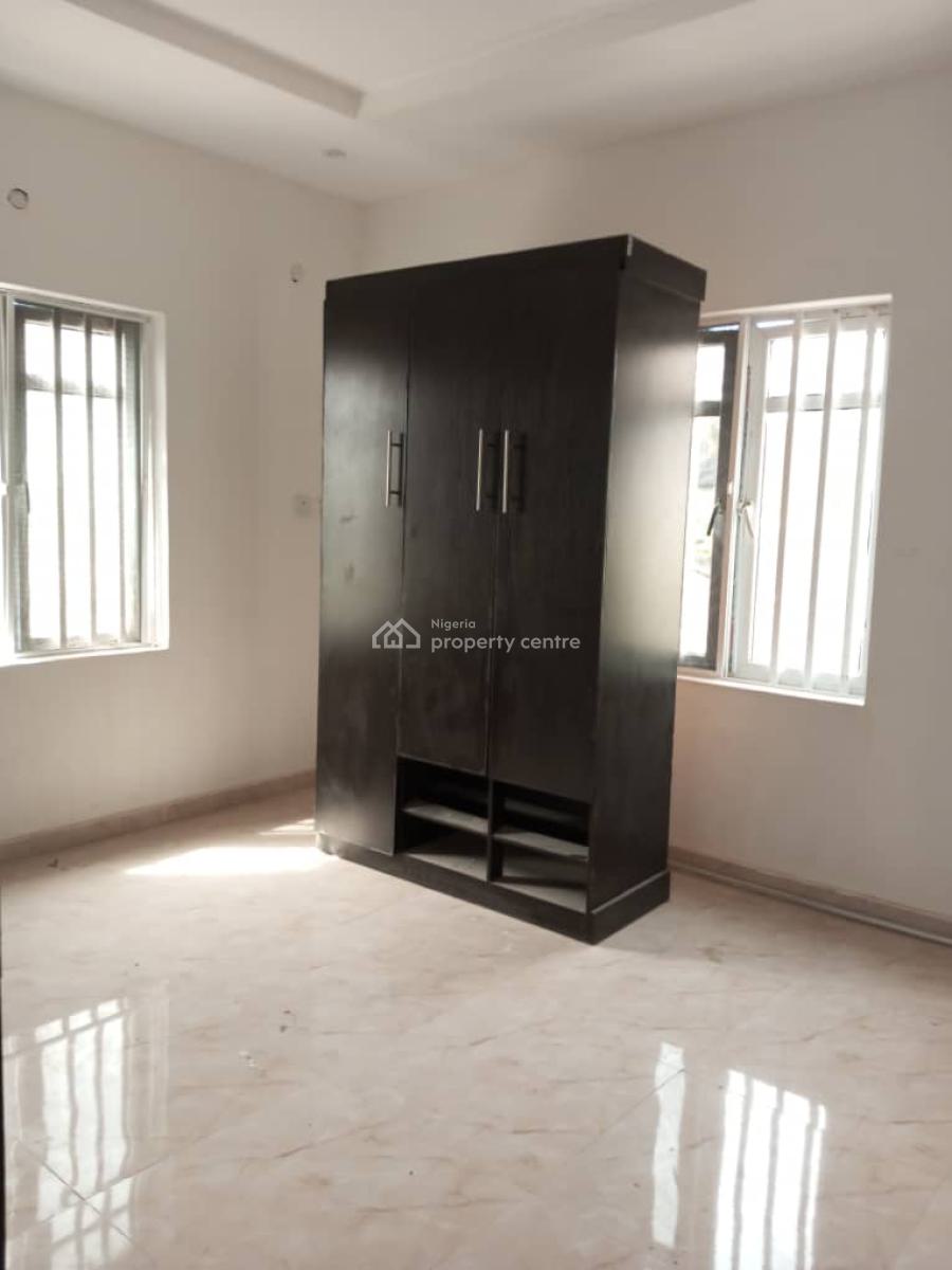 Spacious  4 Bedroom Semi Detached Duplex, Magboro, Ogun, Semi-detached Duplex for Sale