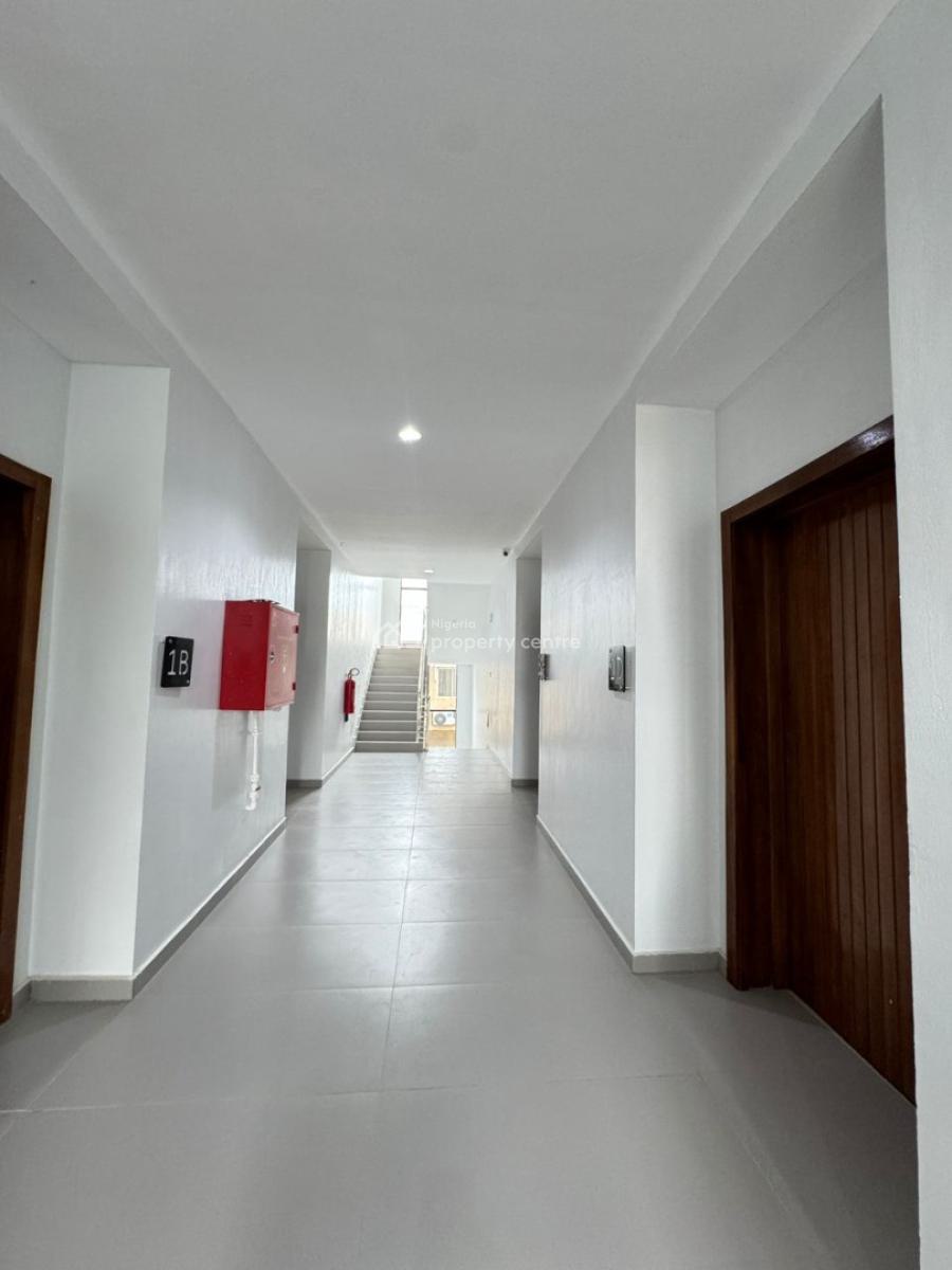 2-bedroom Apartment with Bq, Lekki Phase 1, Lekki, Lagos, Flat / Apartment for Sale