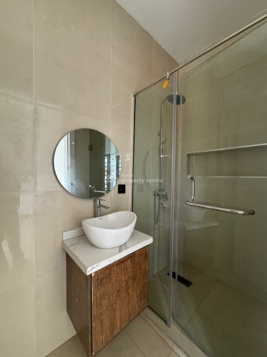 2-bedroom Apartment with Bq, Lekki Phase 1, Lekki, Lagos, Flat / Apartment for Sale