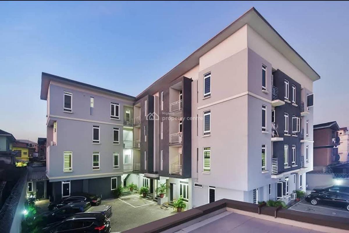 2 Bedroom Apartment, Onike, Yaba, Lagos, House for Rent