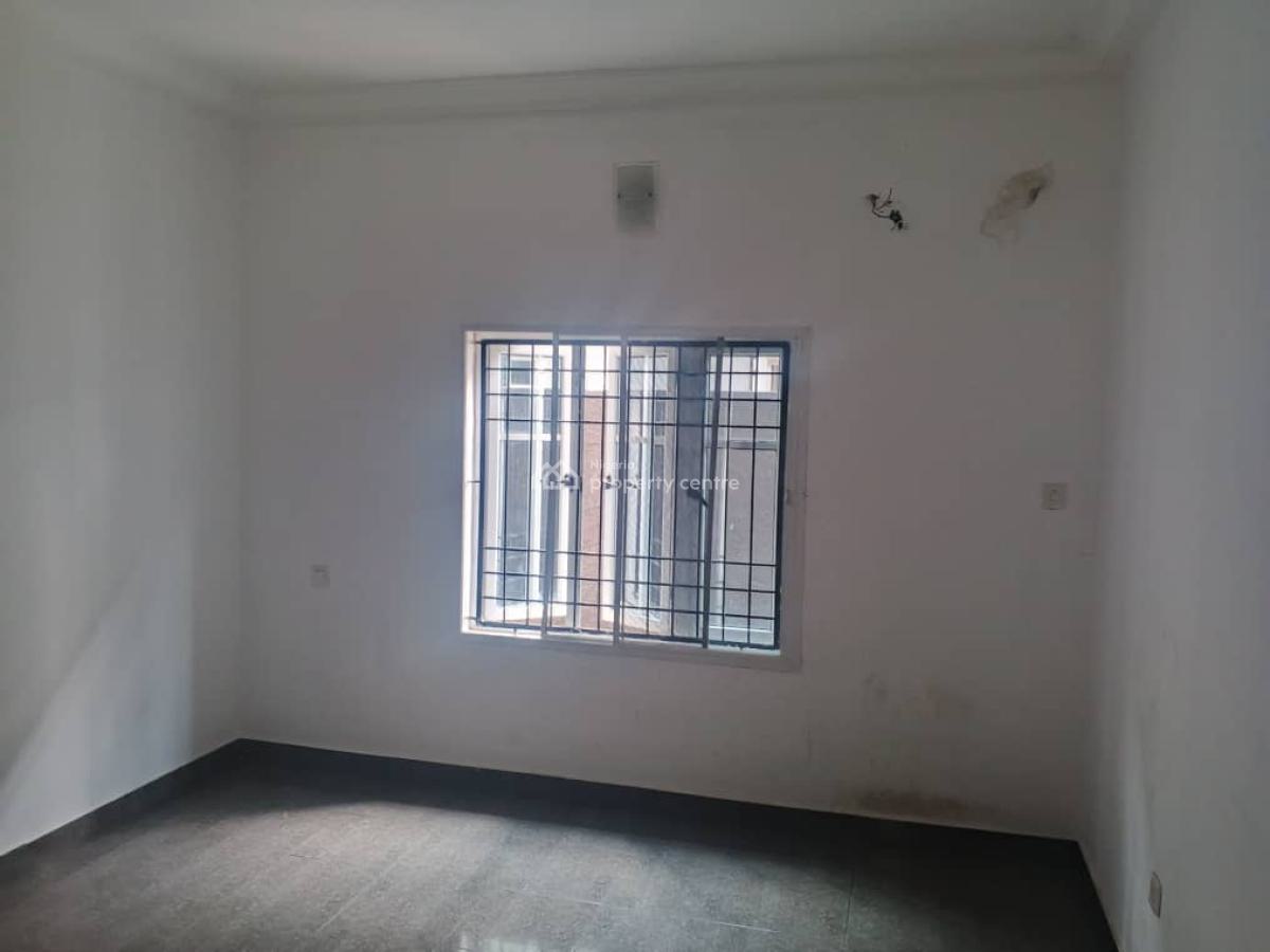 3bedroom Apartment All Rooms En-suite Ground Floor, Bashorun Estate, Sangotedo, Ajah, Lagos, Flat / Apartment for Rent