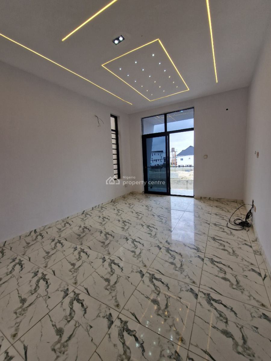 Beautifully Designed Home, Ikota, Lekki, Lagos, Semi-detached Duplex for Sale