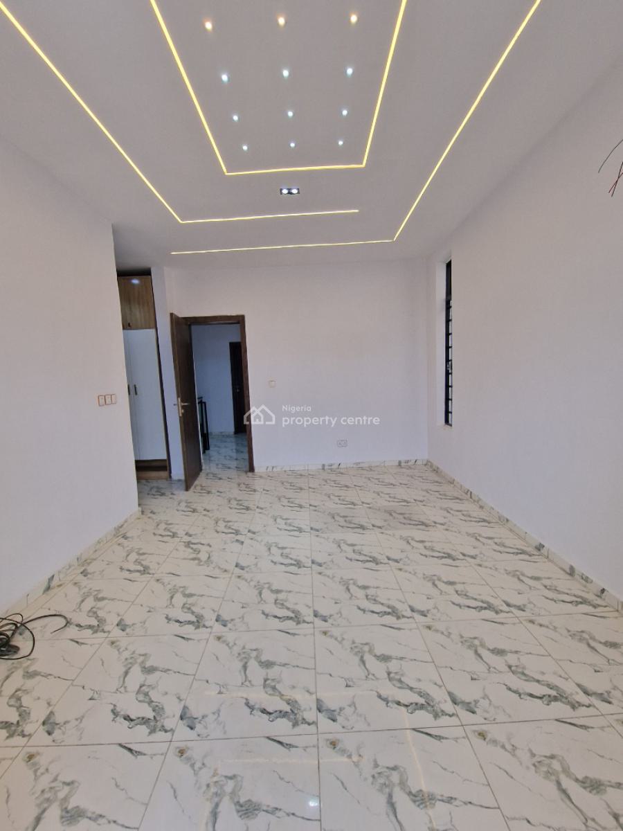 Beautifully Designed Home, Ikota, Lekki, Lagos, Semi-detached Duplex for Sale