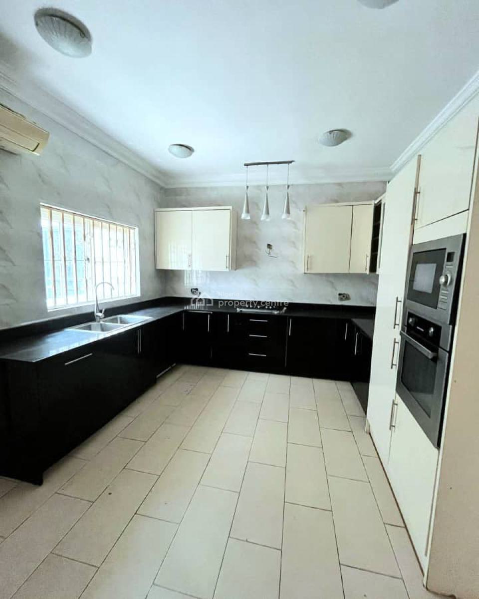Massive 4-bedroom Semi-detached, Old Ikoyi, Ikoyi, Lagos, Semi-detached Duplex for Sale