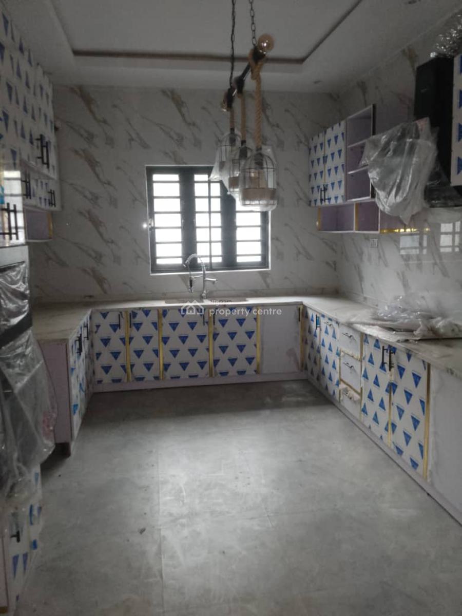 Standard   5 Bedroom Fully Detached Duplex, Gra Phase 2, Magodo, Lagos, Detached Duplex for Sale