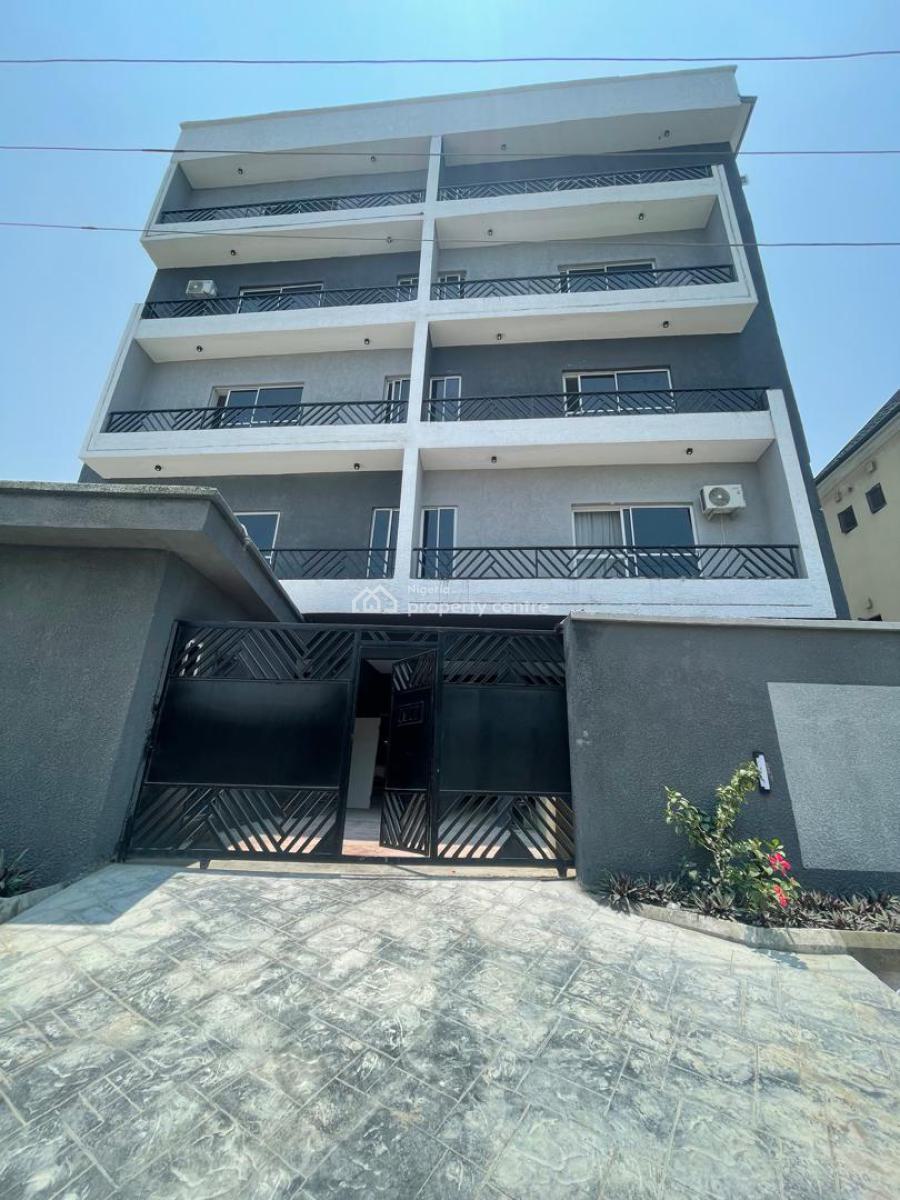 Spacious Massive Luxury 2 Bedroom Penthouse Withbq Is Available, Lekki Phase 1, Lekki, Lagos, Flat / Apartment for Rent