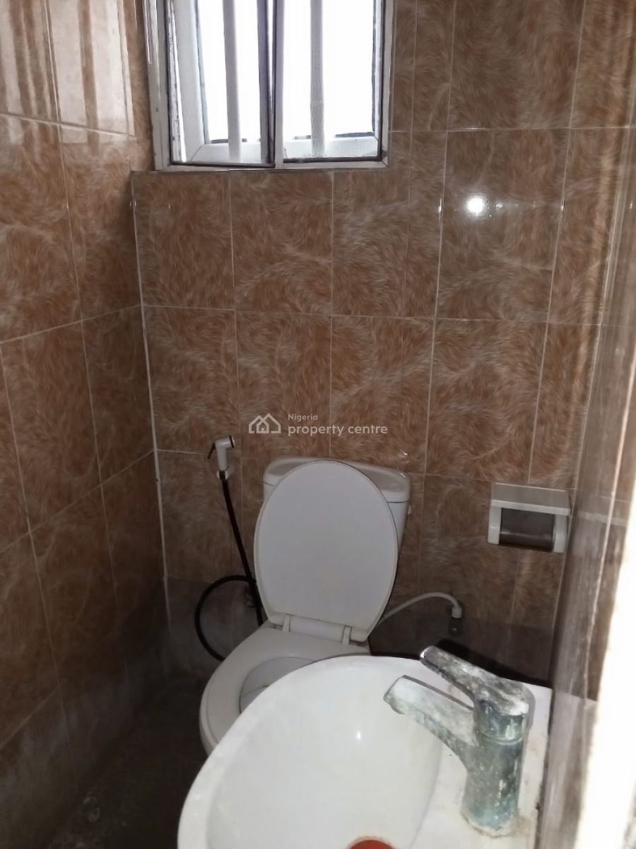 2bedroom Flat, Pop 3toitets Fence Round with Gate and Clean Water, Agboyi Estate, Alapere, Ketu, Lagos, Flat / Apartment for Rent