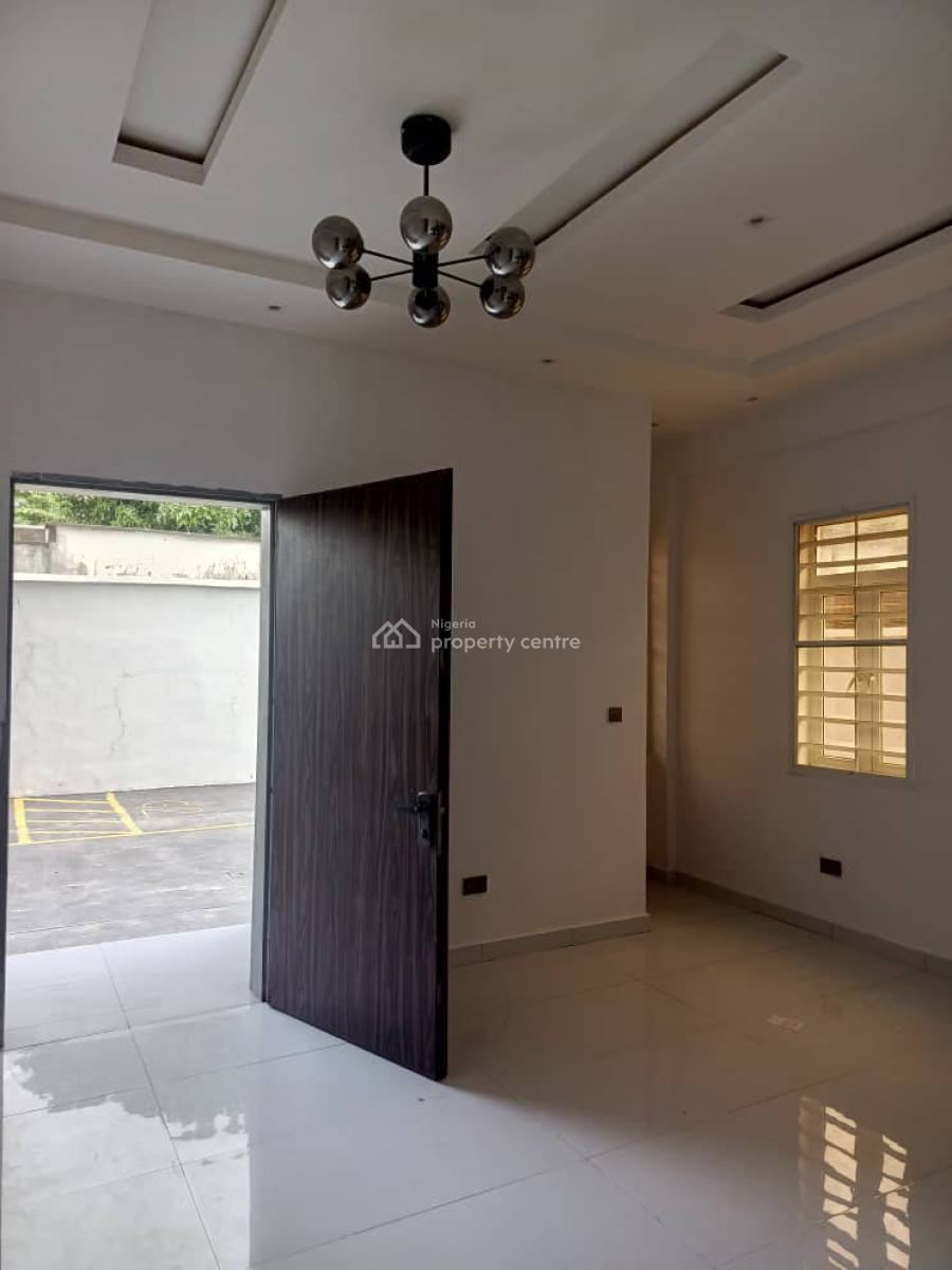 2 Bedroom Apartment in Victoria Island   #20m Service Charge #2m I, Victoria Island (vi), Lagos, Flat / Apartment for Rent