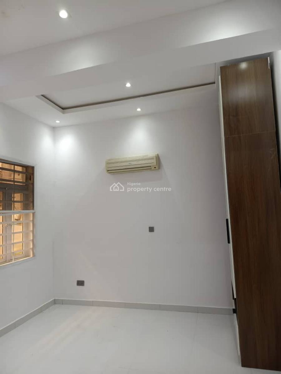 2 Bedroom Apartment in Victoria Island   #20m Service Charge #2m I, Victoria Island (vi), Lagos, Flat / Apartment for Rent
