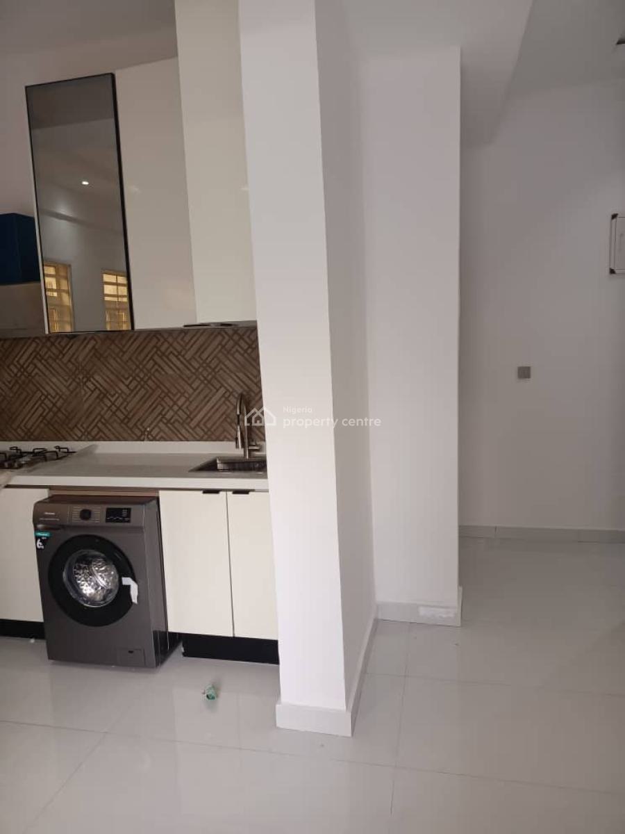 2 Bedroom Apartment in Victoria Island   #20m Service Charge #2m I, Victoria Island (vi), Lagos, Flat / Apartment for Rent