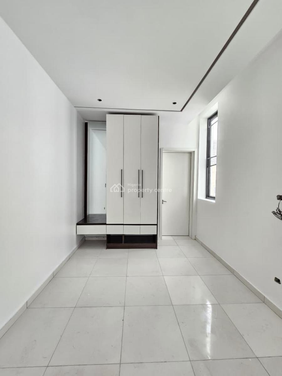 Newly Well Built 2 Bedroom Apartment with Gym, Elevator and Pool, Lekki Phase 1, Lekki, Lagos, Flat / Apartment for Sale