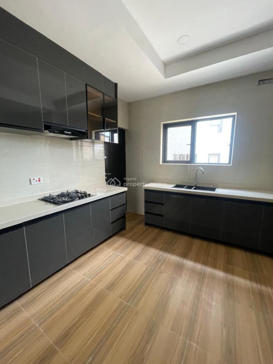 Spacious Massive Luxury 2 Bedroom Penthouse Withbq Is Available, Lekki Phase 1, Lekki, Lagos, Flat / Apartment for Rent
