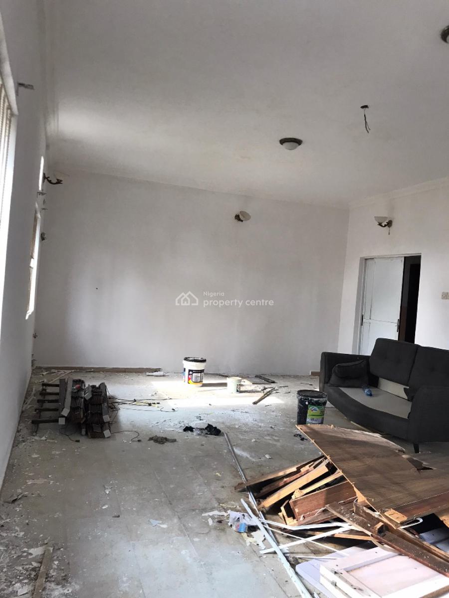Spacious 1bedroom, Lekki Phase 1, Lekki, Lagos, Mini Flat (room and Parlour) for Rent