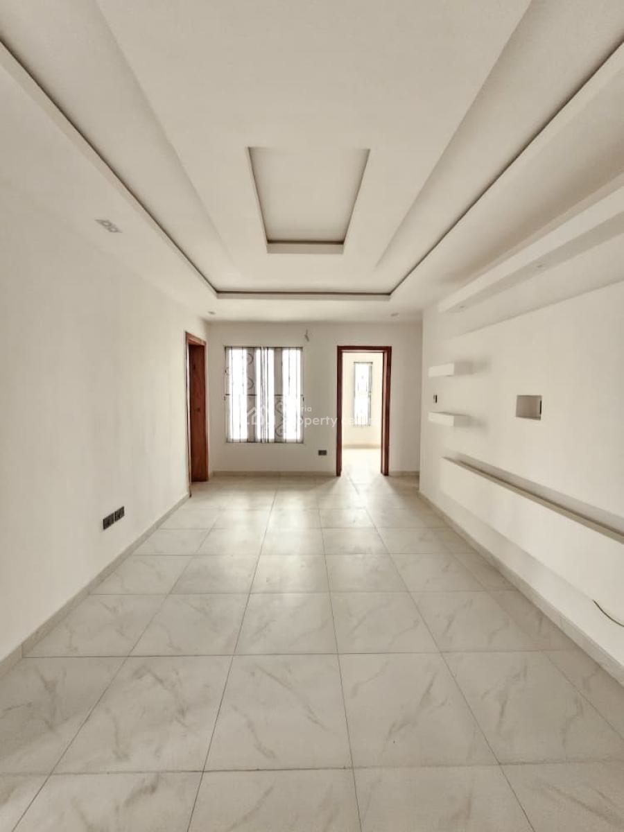 Contemporary Spacious 5 Bedroom Semi-detached Duplex, Lekki Phase 1, Lekki, Lagos, Semi-detached Duplex for Sale