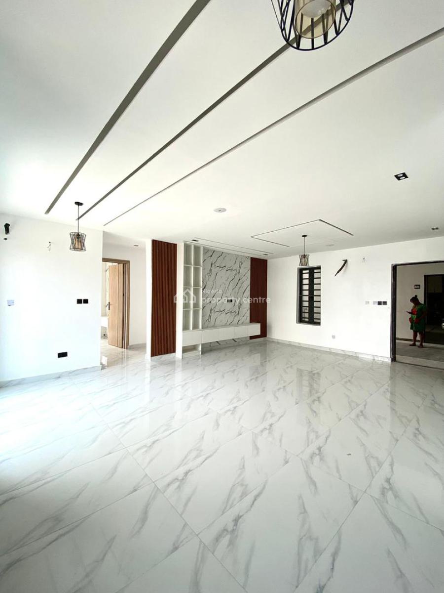 Contemporary Newly Built Spacious 2bedrooms Serviced Apartment, in a Secured Neighborhood, Ikate Elegushi, Lekki, Lagos, Block of Flats for Sale