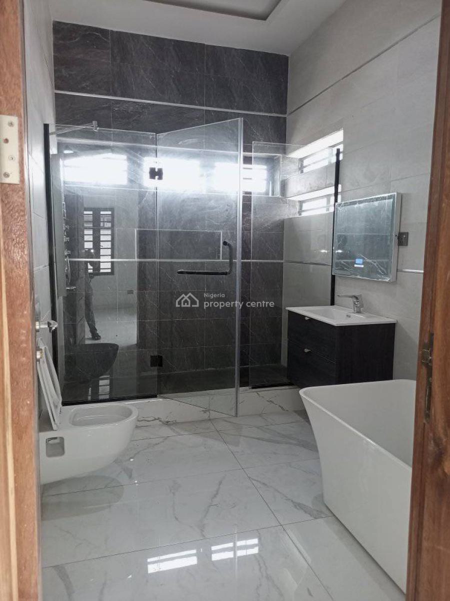 5 Bedrooms Fully Detached Duplex with Pool and Bq, Megamound Estate, Lekky County, Lekki, Lagos, Detached Duplex for Sale