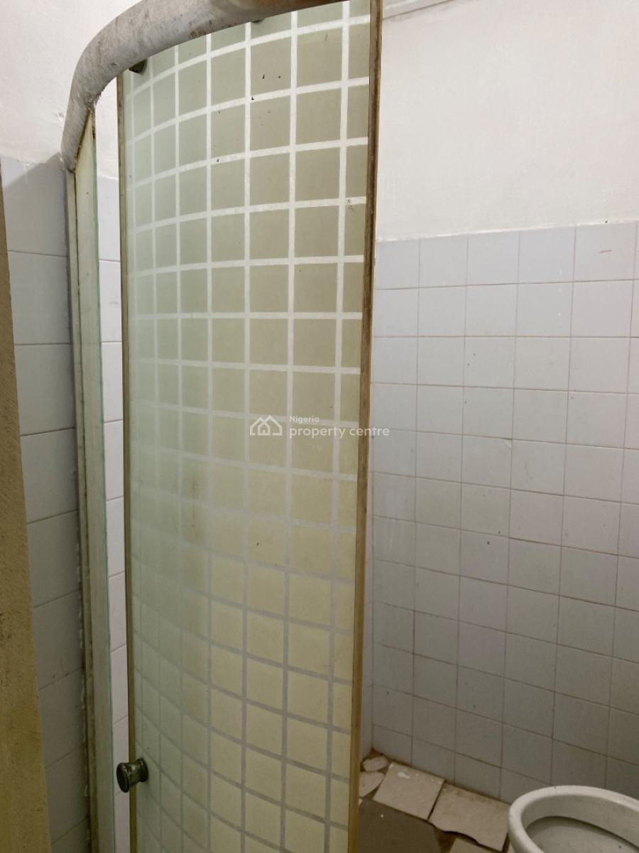 One Bedroom Self Contained. Studio Apartment, Babatunde Anjous Off Admiralty, Lekki Phase 1, Lekki, Lagos, Mini Flat (room and Parlour) for Rent