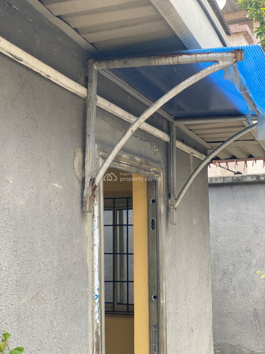 One Bedroom Self Contained. Studio Apartment, Babatunde Anjous Off Admiralty, Lekki Phase 1, Lekki, Lagos, Mini Flat (room and Parlour) for Rent