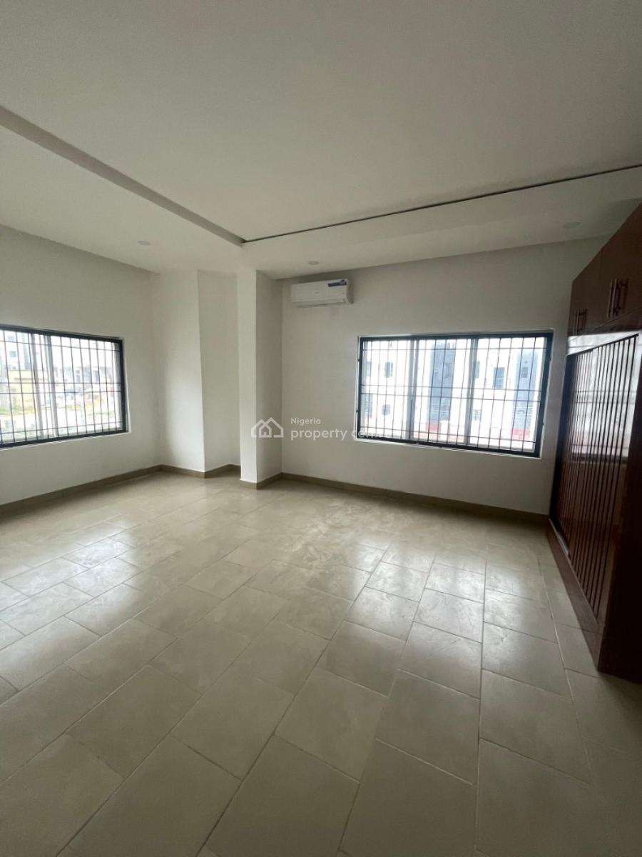 Serviced Three Bedrooms Flat, Gilmore, Jahi, Abuja, Flat / Apartment for Rent