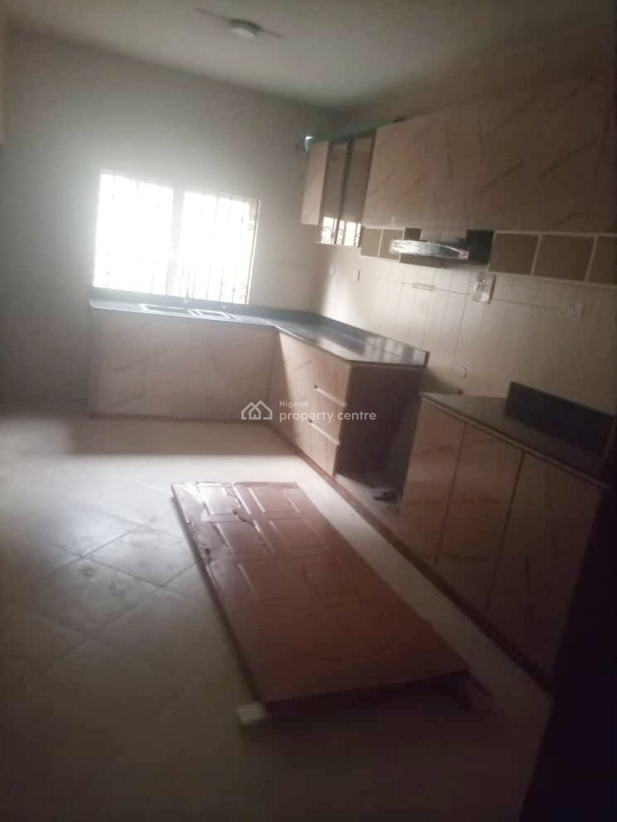 Luxury & Spacious 5 Bedroom Duplex Self Compound in an Estate, Ojodu Berger, Ojodu, Lagos, Detached Duplex for Rent