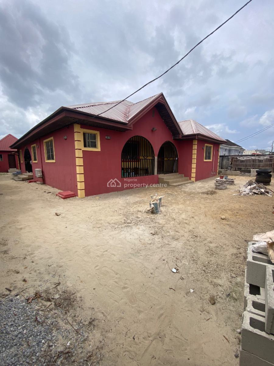 Units of Bungalows Built on 652sqm of Land, Elesekan Estate, Bogije, Ibeju Lekki, Lagos, Detached Bungalow for Sale