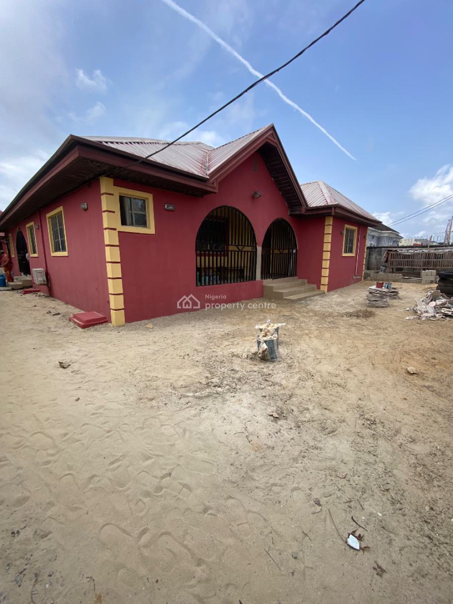 Units of Bungalows Built on 652sqm of Land, Elesekan Estate, Bogije, Ibeju Lekki, Lagos, Detached Bungalow for Sale