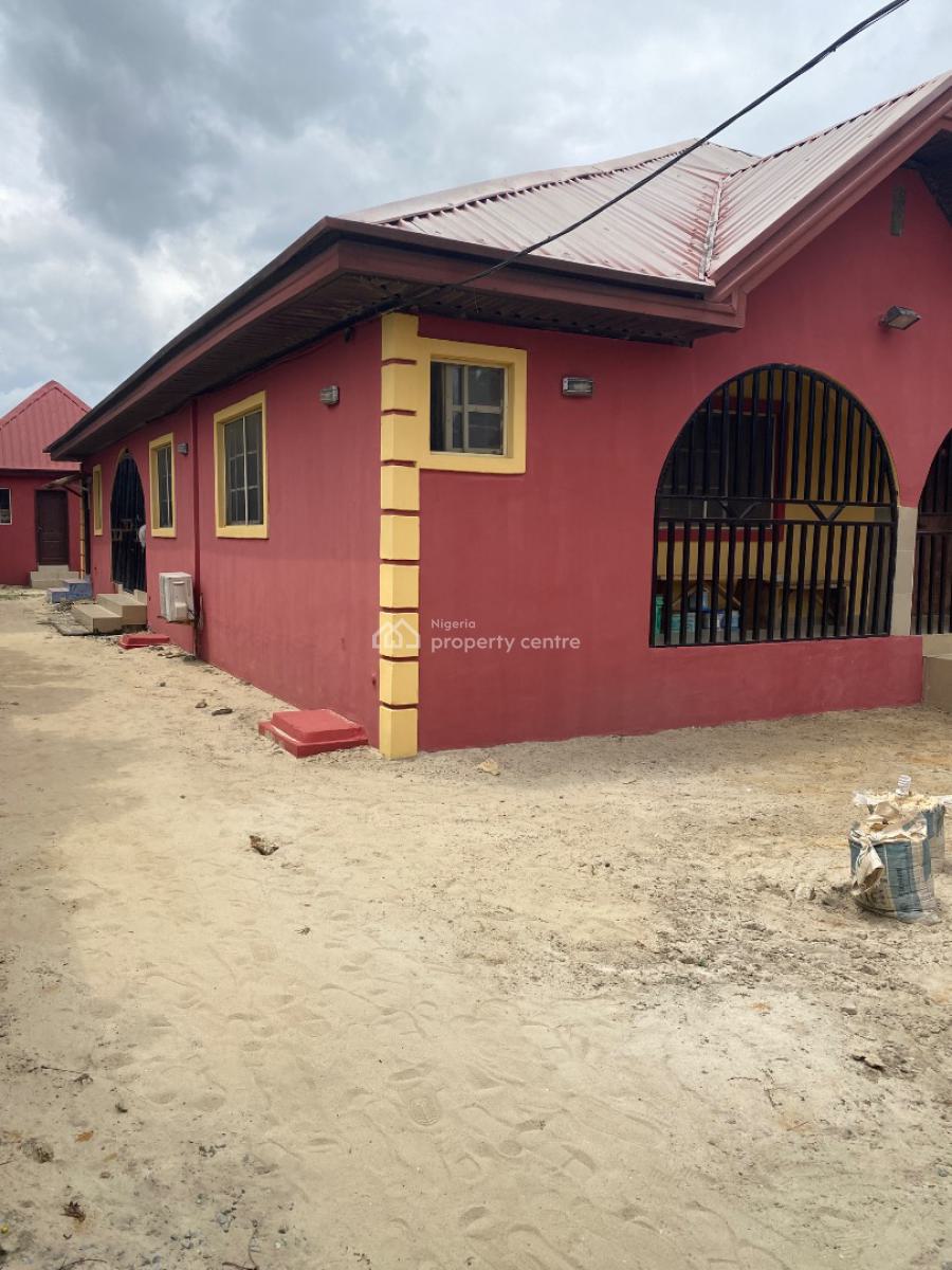 Units of Bungalows Built on 652sqm of Land, Elesekan Estate, Bogije, Ibeju Lekki, Lagos, Detached Bungalow for Sale