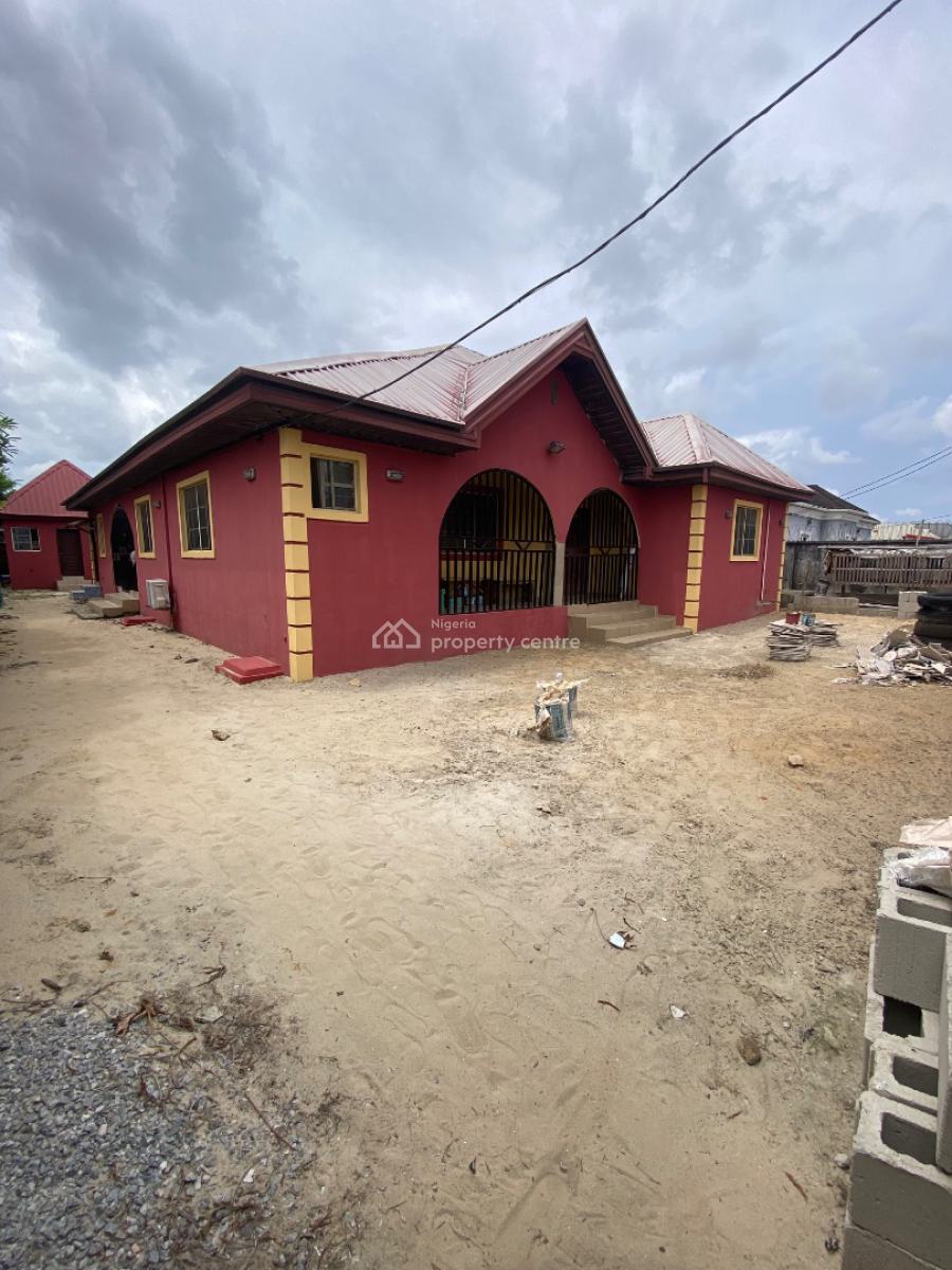 Units of Bungalows Built on 652sqm of Land, Elesekan Estate, Bogije, Ibeju Lekki, Lagos, Detached Bungalow for Sale