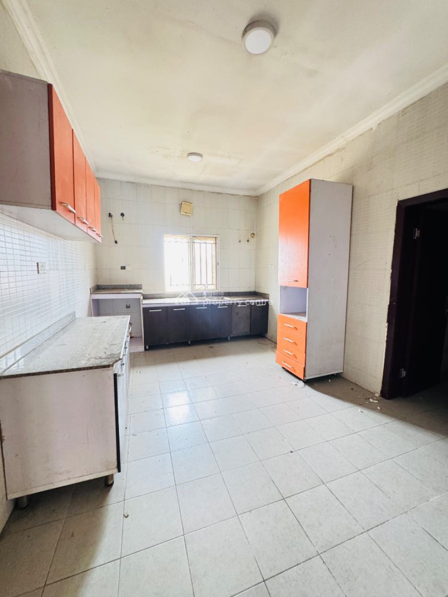 Spacious 3 Bedroom Apartment with Bq, Pennisula Estate Sangotedo Ajah, Ajah, Lagos, Flat / Apartment for Rent
