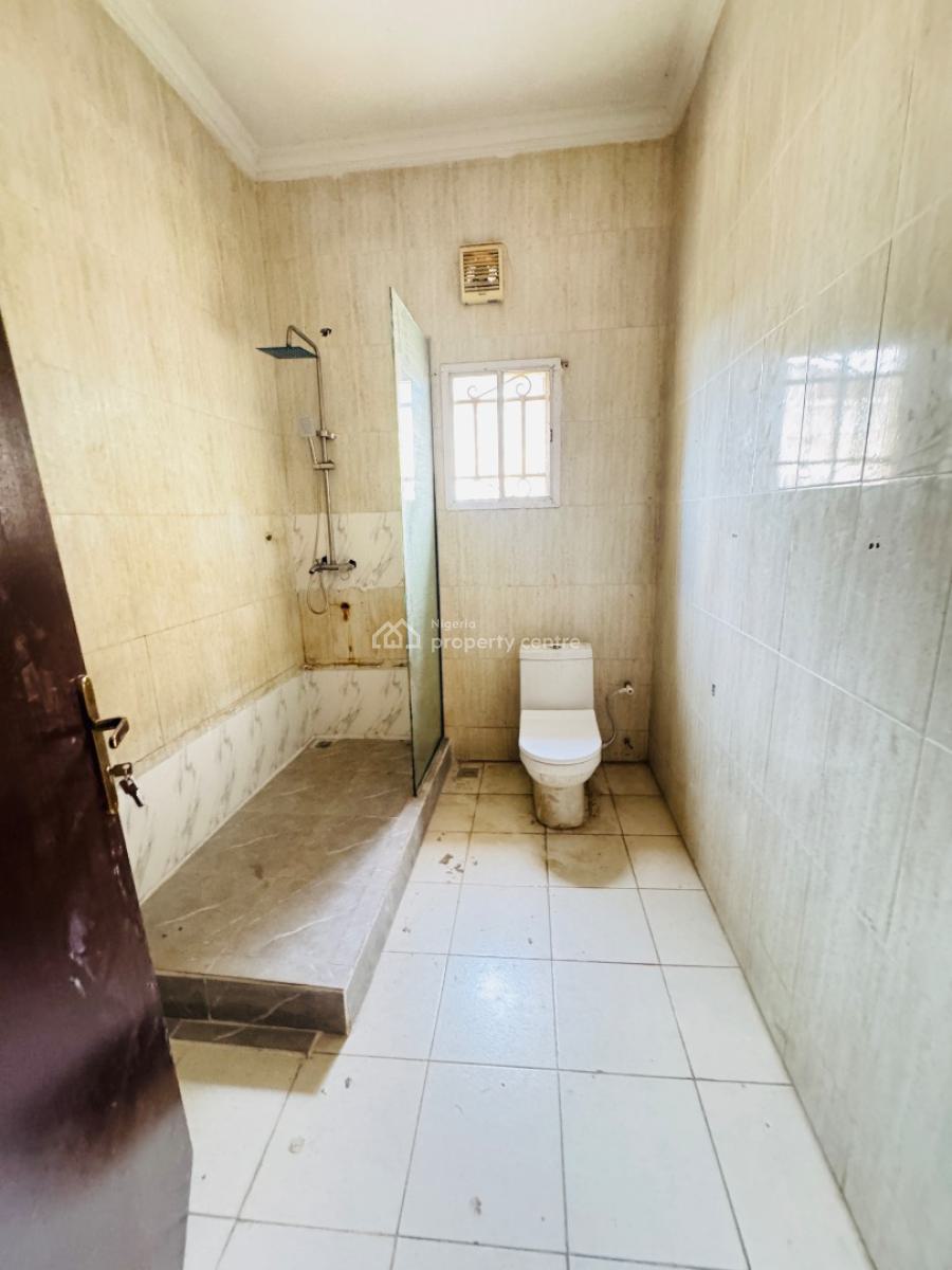 Spacious 3 Bedroom Apartment with Bq, Pennisula Estate Sangotedo Ajah, Ajah, Lagos, Flat / Apartment for Rent