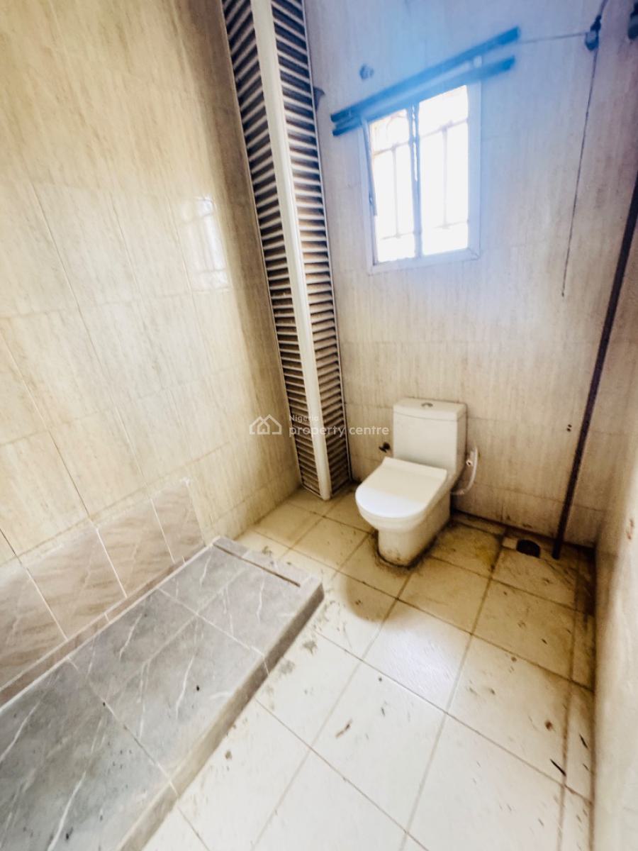 Spacious 3 Bedroom Apartment with Bq, Pennisula Estate Sangotedo Ajah, Ajah, Lagos, Flat / Apartment for Rent
