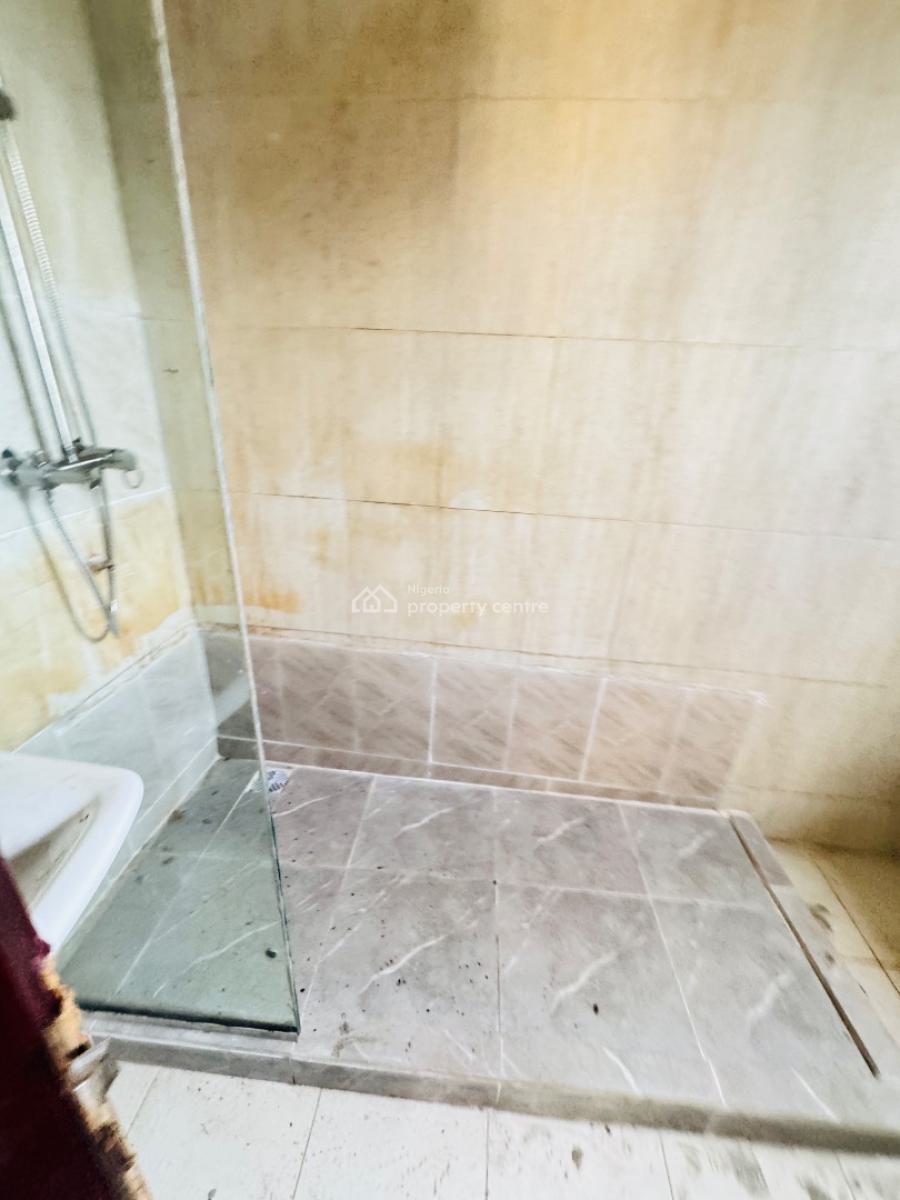 Spacious 3 Bedroom Apartment with Bq, Pennisula Estate Sangotedo Ajah, Ajah, Lagos, Flat / Apartment for Rent
