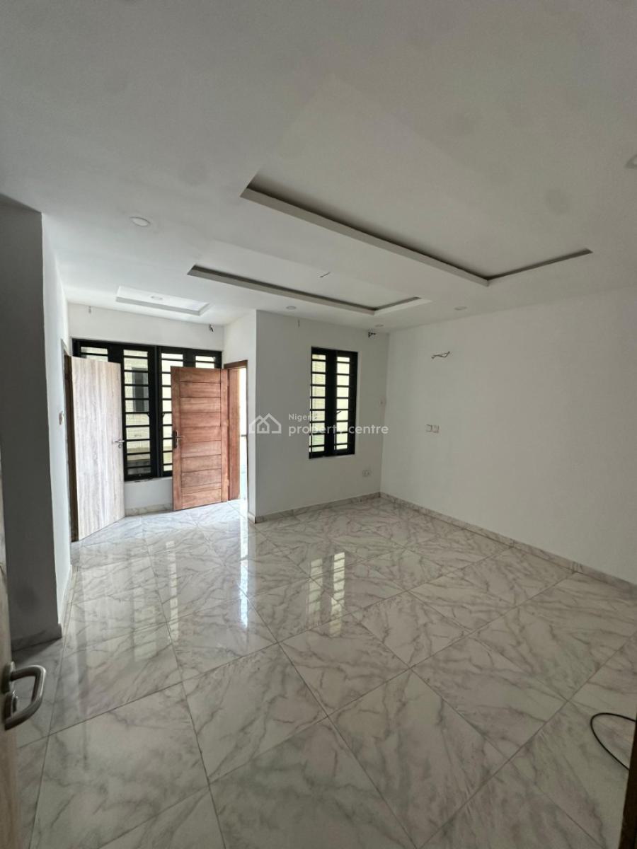Amazing ‎fully Service 3 Bedroom Terrace Duplex with Bq, Ologolo, Lekki, Lagos, Terraced Duplex for Rent