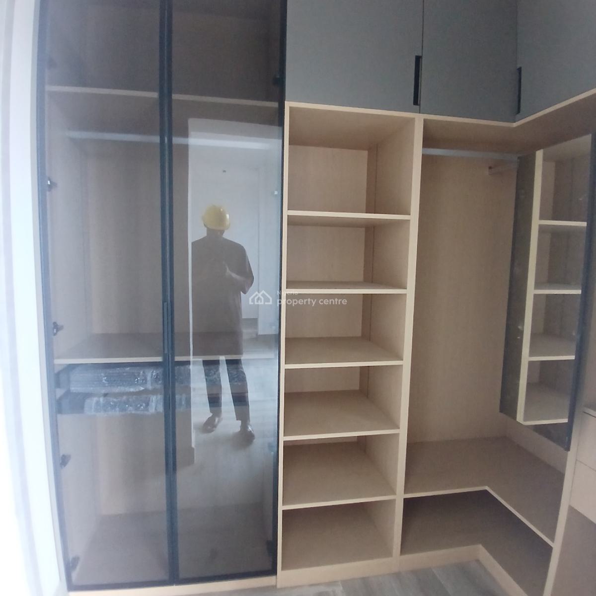 Luxury 3 Bedroom Apartment with Swimming Pool, Gym, Bq, Ikoyi, Lagos, Block of Flats for Sale