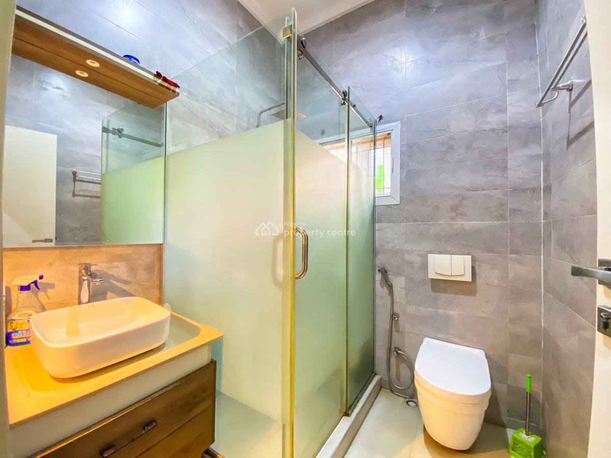 Luxury Smart 3 & 2 Bedroom Furnished and Service Apartment, Voice of Nigeria Road, Lugbe District, Abuja, House Short Let