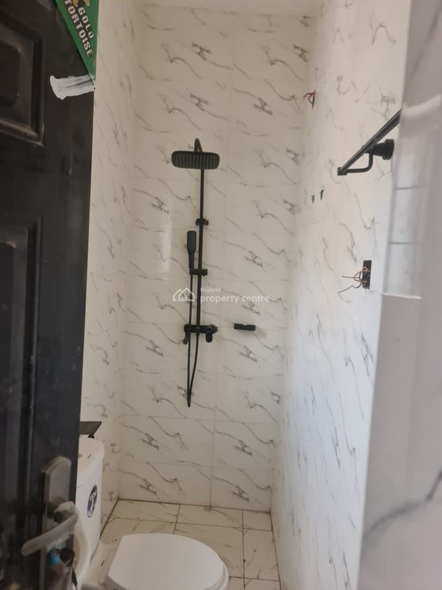 Luxury Smart 3 & 2 Bedroom Furnished and Service Apartment, Voice of Nigeria Road, Lugbe District, Abuja, House Short Let