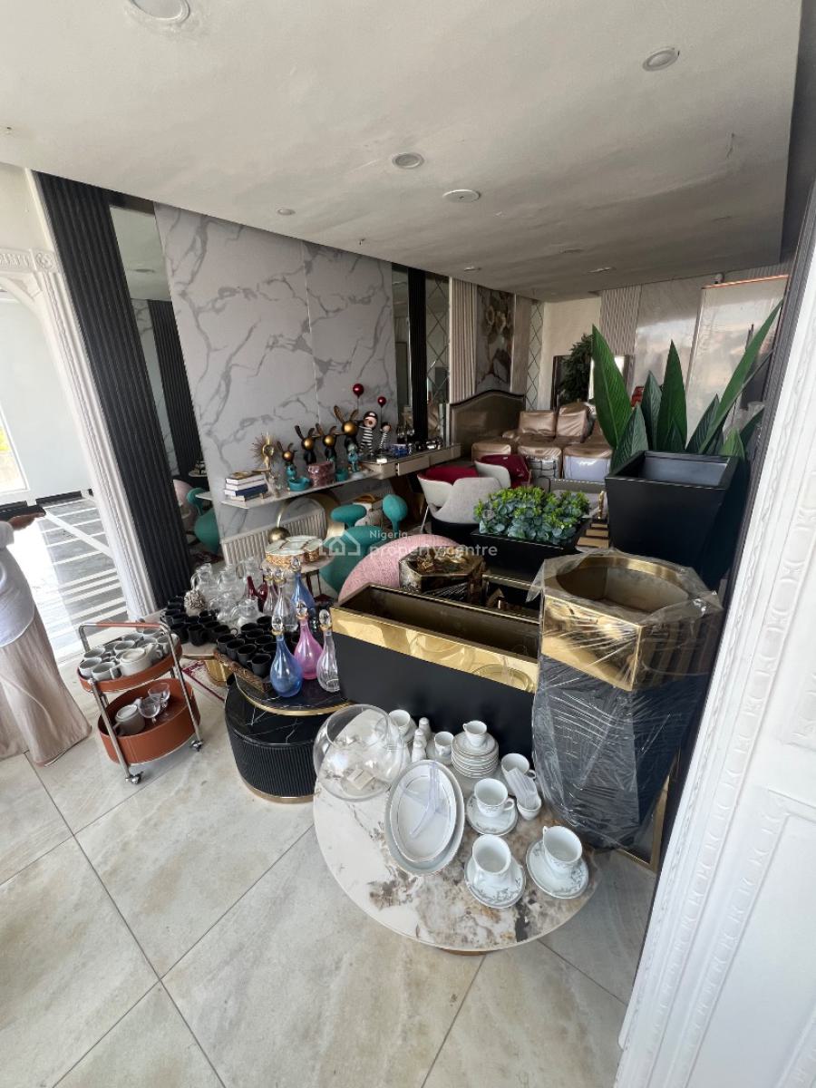 Luxury Commercial Space Located on a Busy Road in Lekki Phase 1, Lekki Phase 1, Lekki, Lagos, Commercial Property for Rent