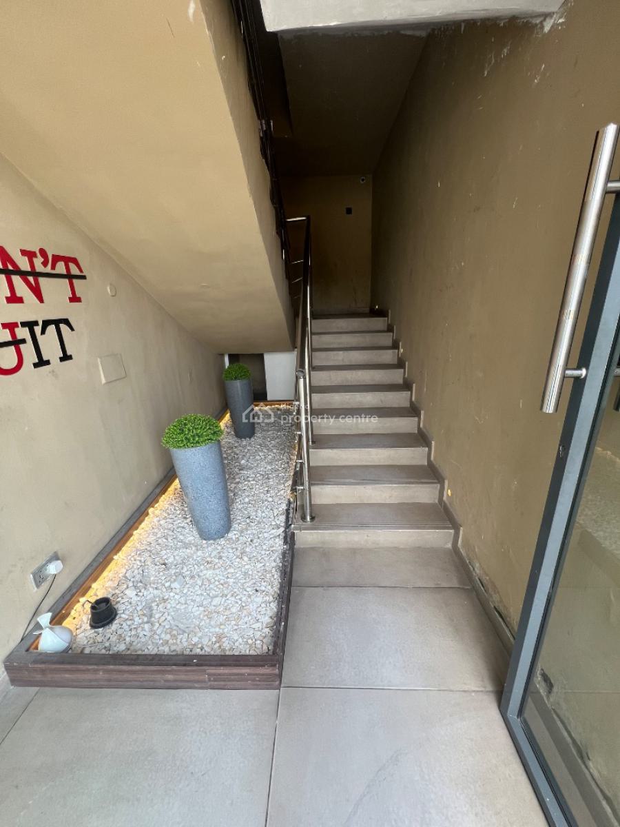 Luxury Commercial Space Located on a Busy Road in Lekki Phase 1, Lekki Phase 1, Lekki, Lagos, Commercial Property for Rent