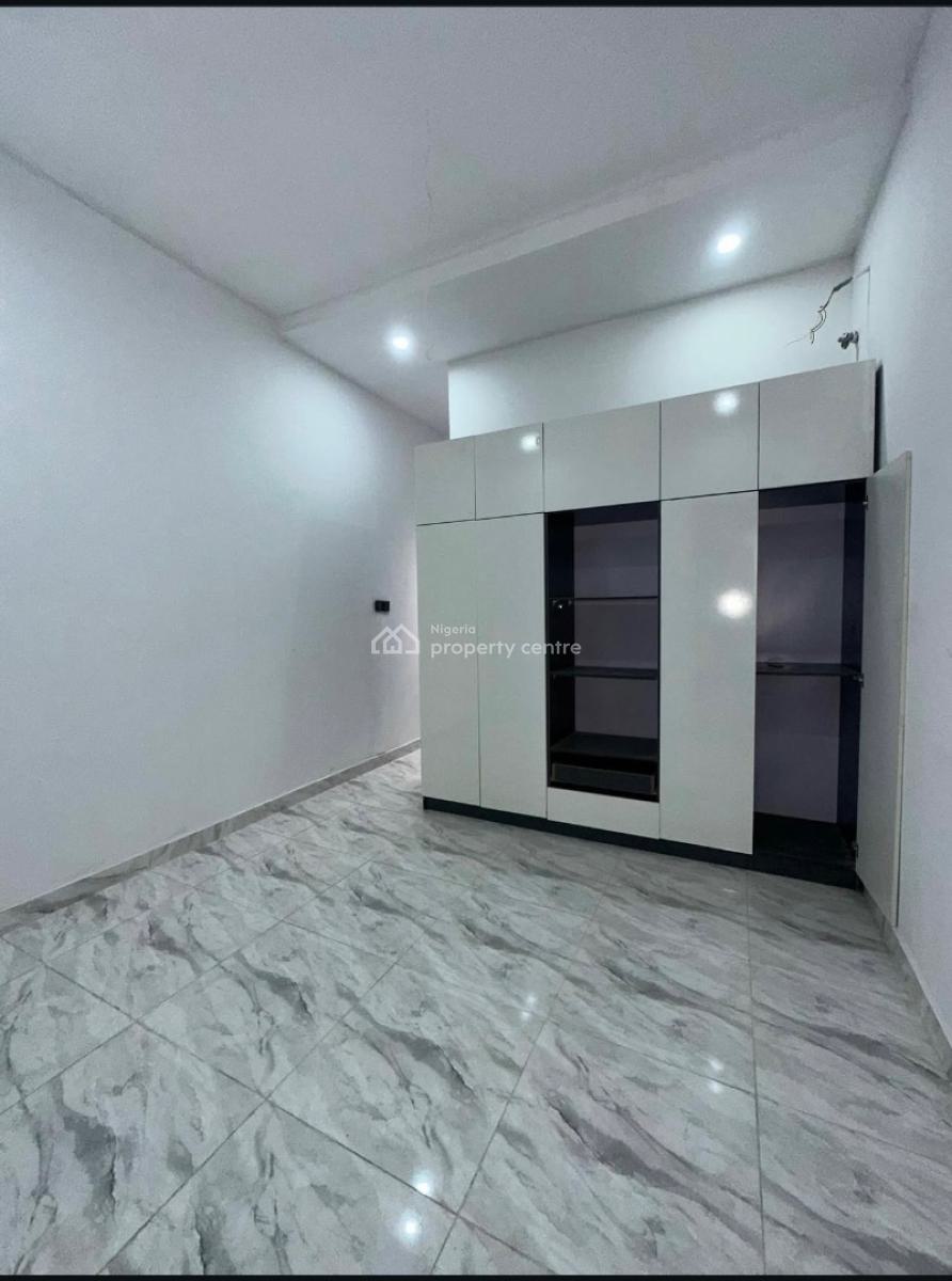 4 Bedroom Terrace Spacious Duplex, Ikota Lekki Lagos, Lekki, Lagos, Terraced Duplex for Sale