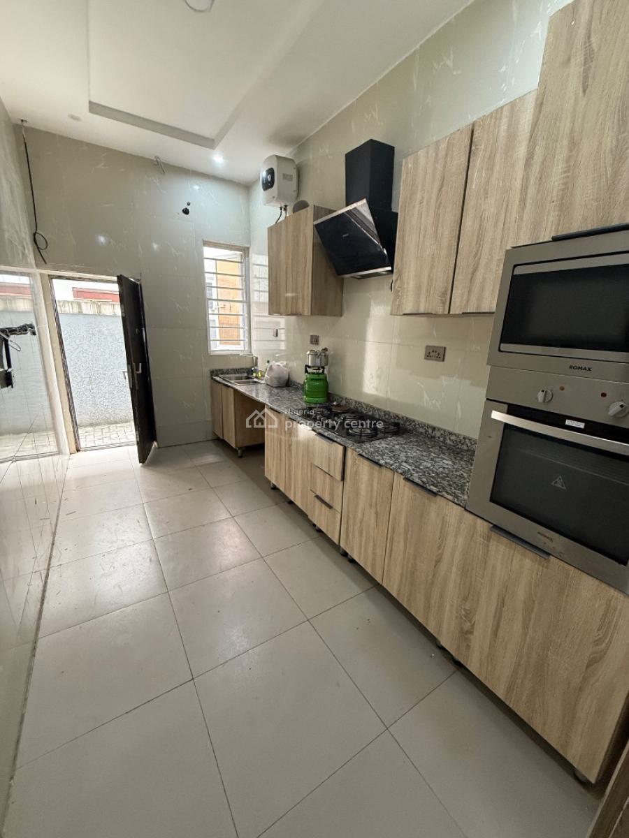 Luxury Masters Bedroom, Orchid, Lekki, Lagos, Flat / Apartment for Rent