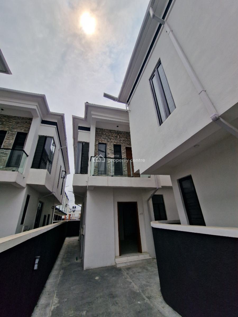 Beautifully Designed Home, Ikota, Lekki, Lagos, Semi-detached Duplex for Sale