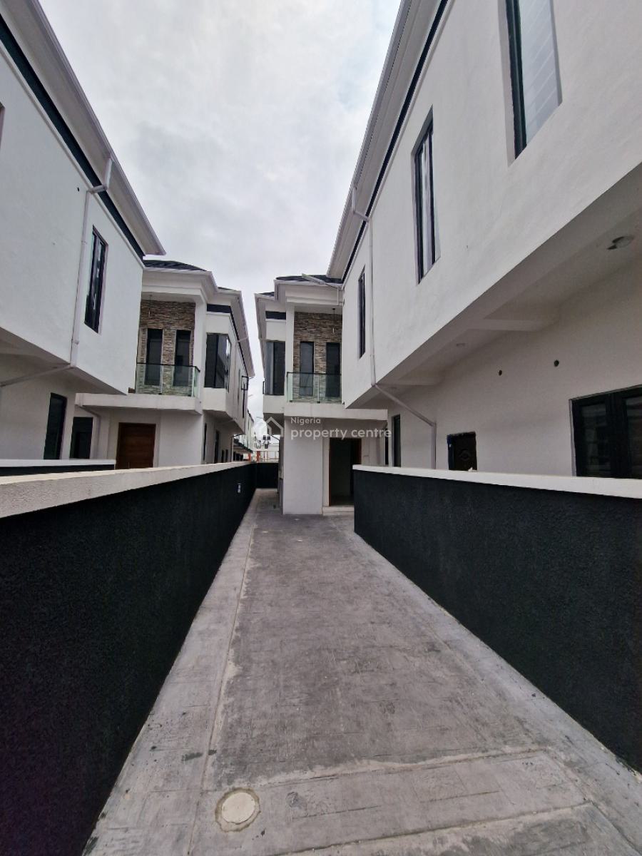Beautifully Designed Home, Ikota, Lekki, Lagos, Semi-detached Duplex for Sale