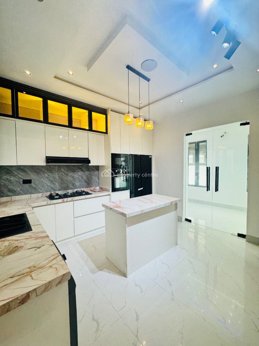 4 Bedrooms Terraced Duplex, Ikota, Lekki, Lagos, Terraced Duplex for Sale