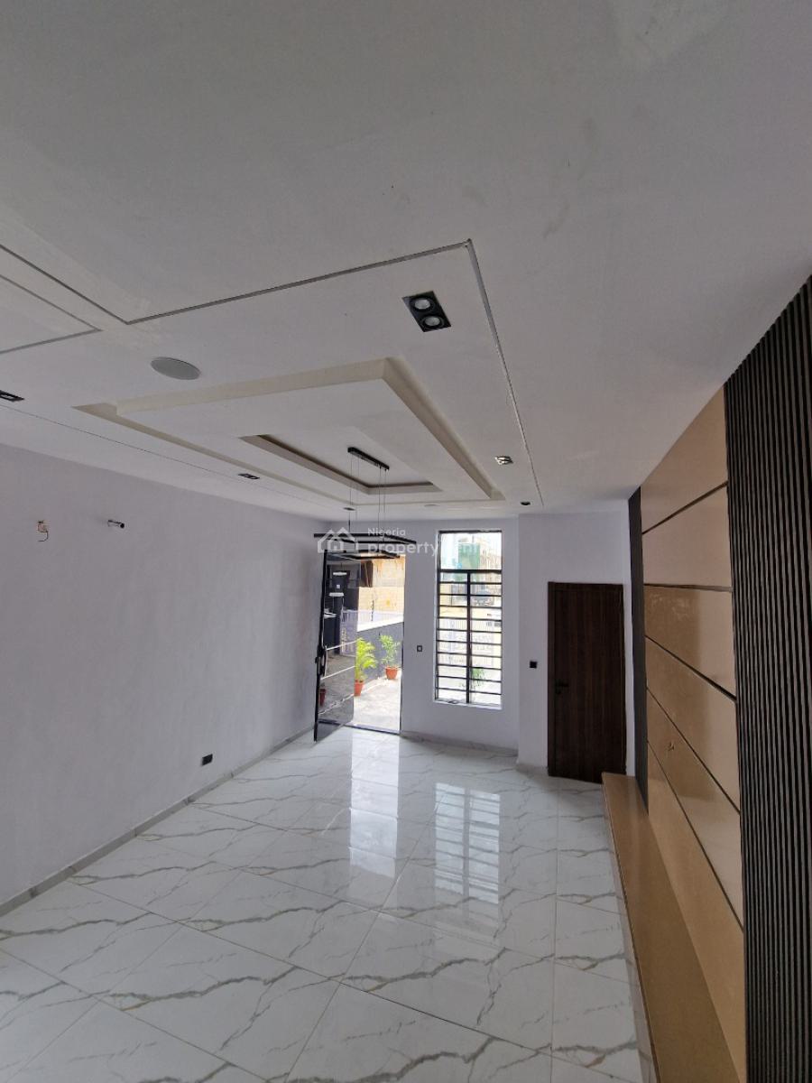 Beautifully Designed Home, Ikota, Lekki, Lagos, Semi-detached Duplex for Sale