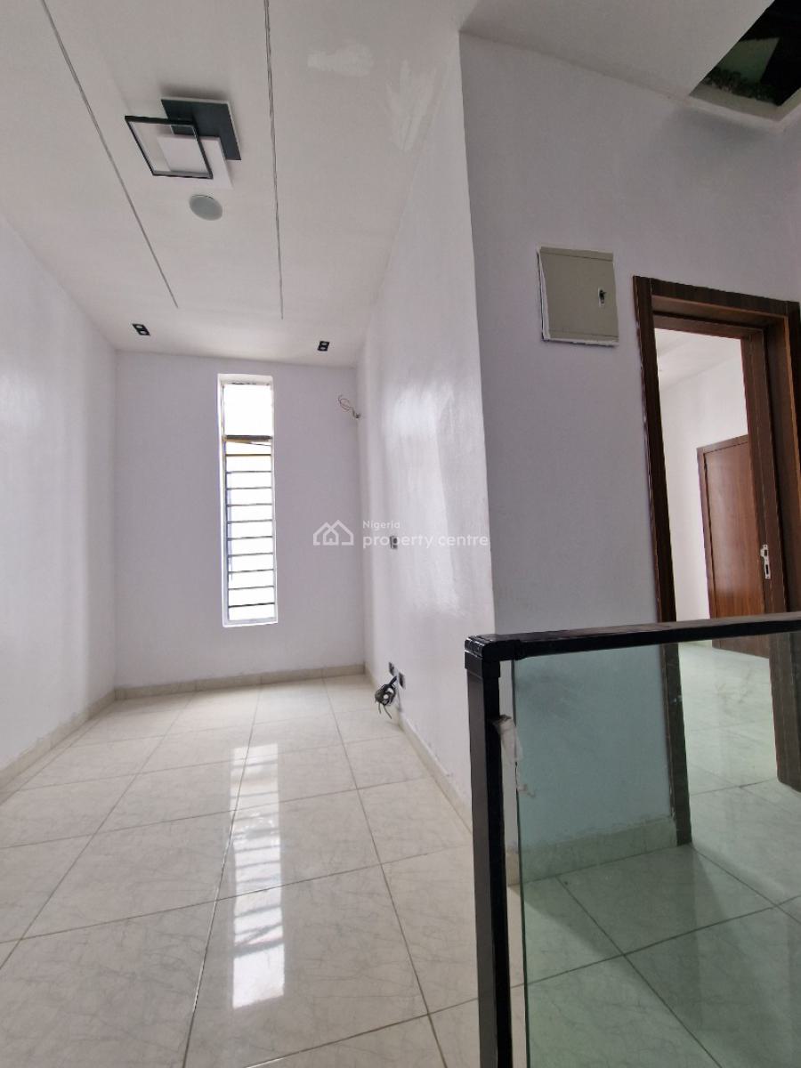 Beautifully Designed Home, Ikota, Lekki, Lagos, Semi-detached Duplex for Sale