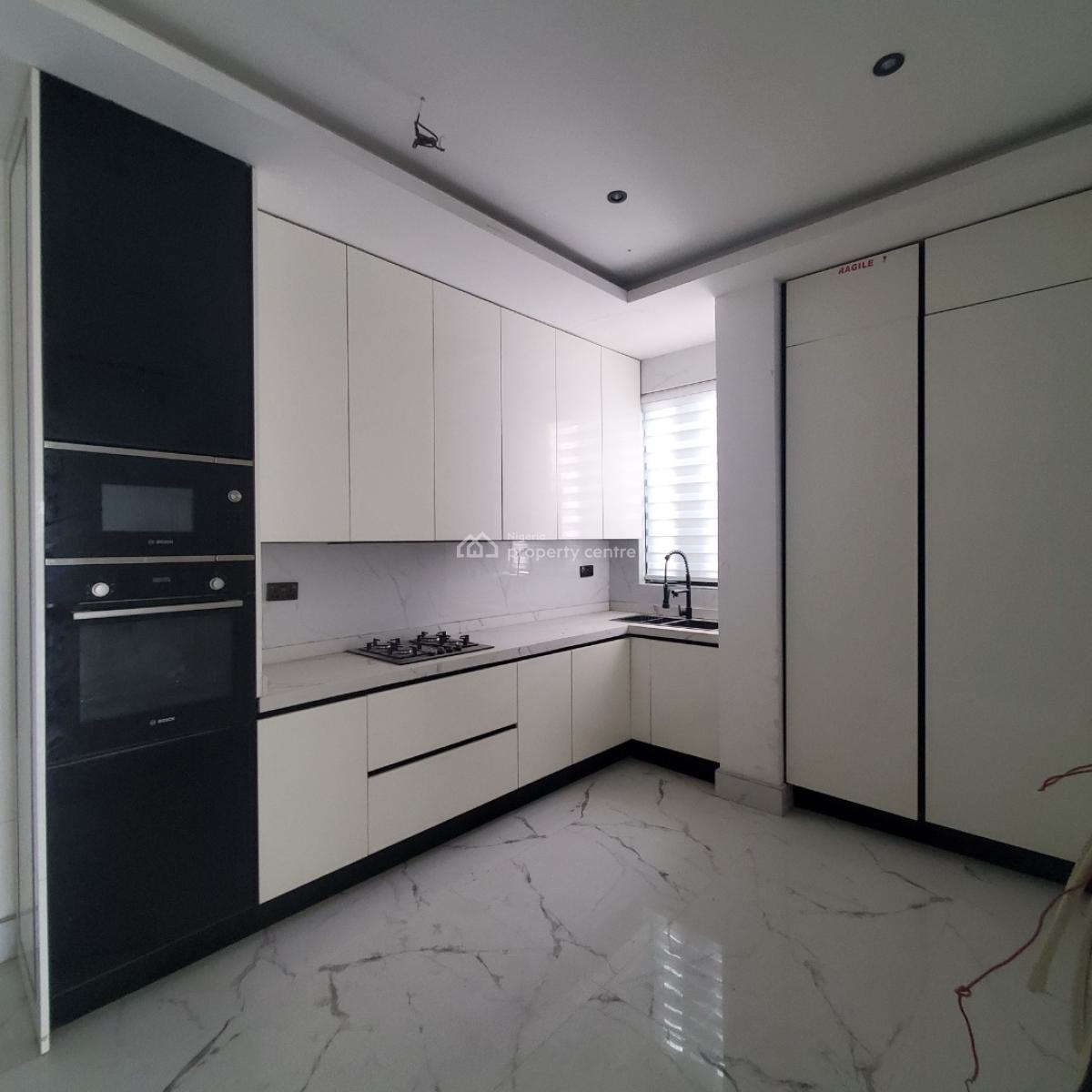Massive 4 Bedroom Maisonette, Ikoyi, Lagos, Flat / Apartment for Sale