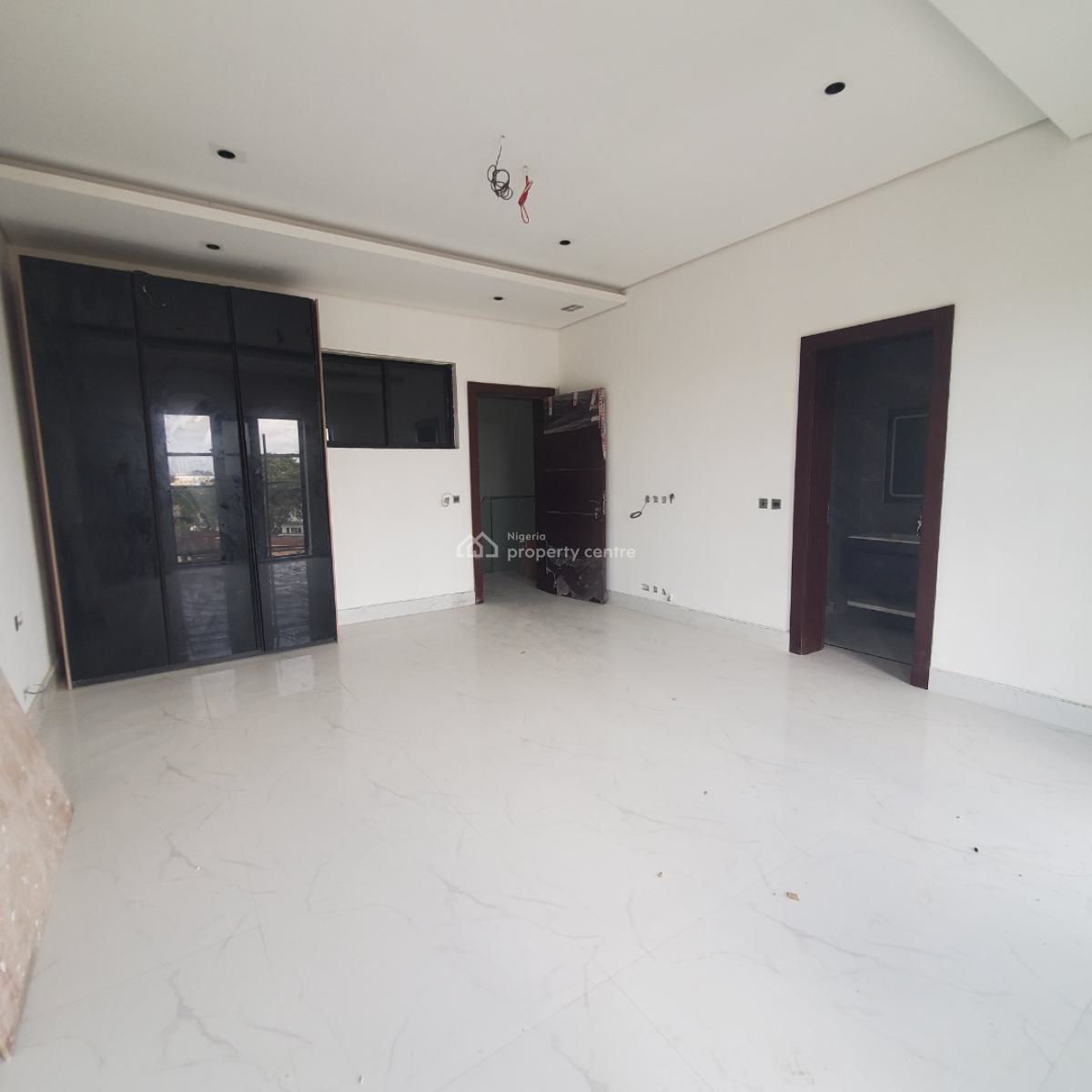 Massive 4 Bedroom Maisonette, Ikoyi, Lagos, Flat / Apartment for Sale